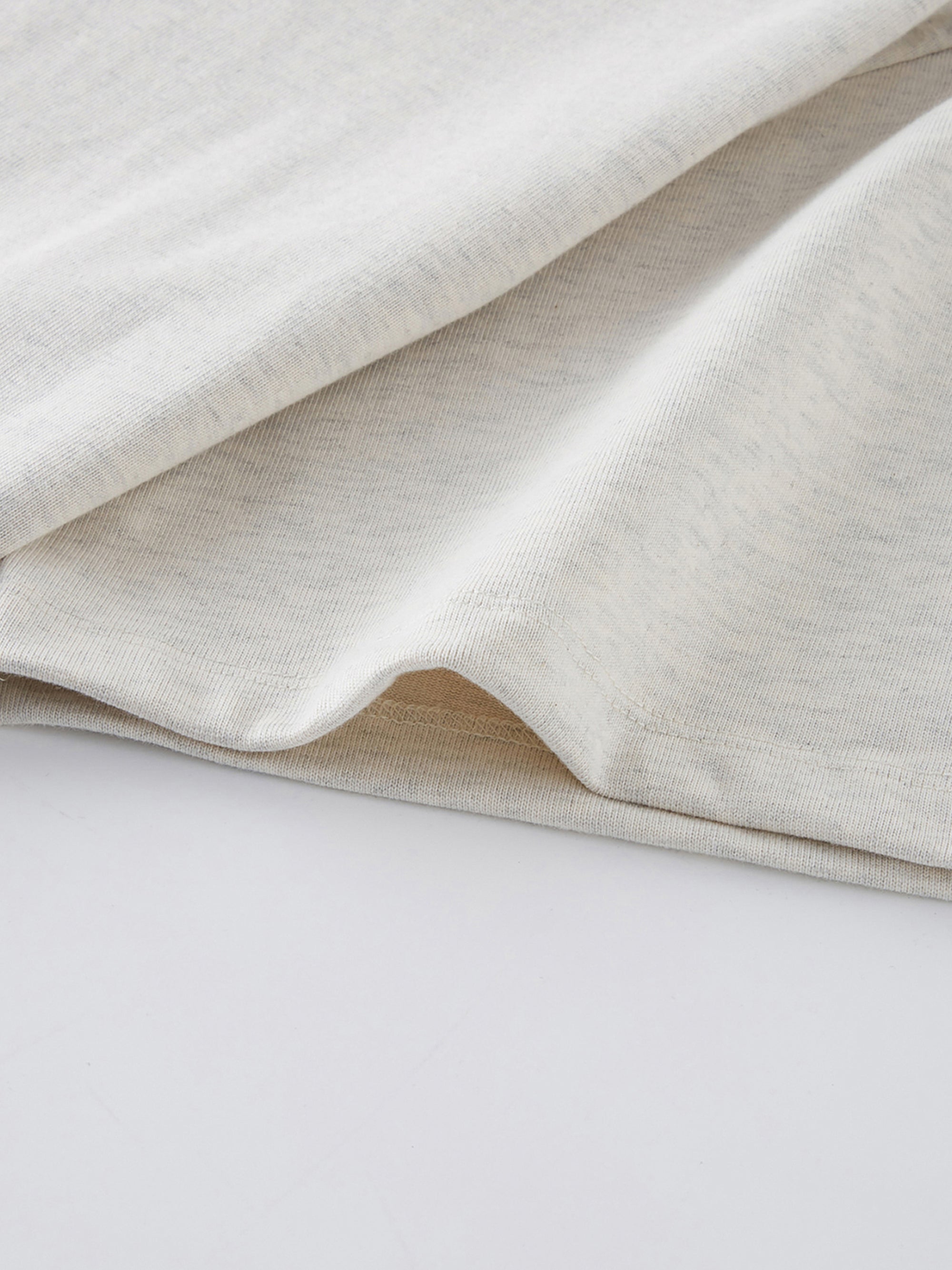 AMORAKI LOGO HEAVYWEIGHT TEE
