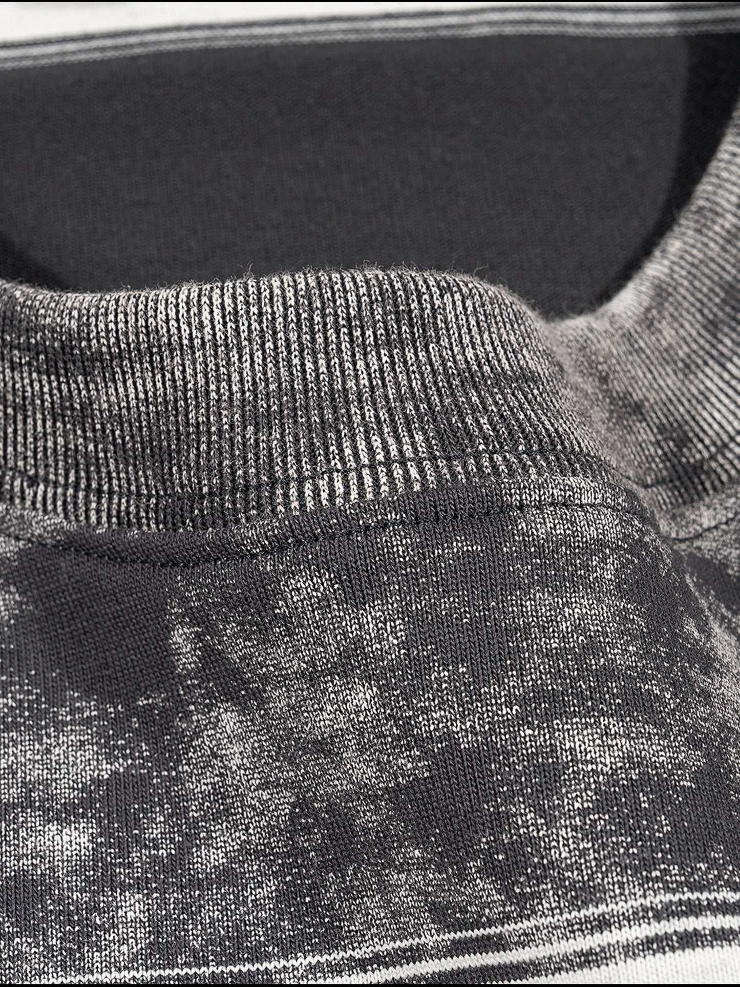 AMORAKI ASYMMETRIC CROP TEE