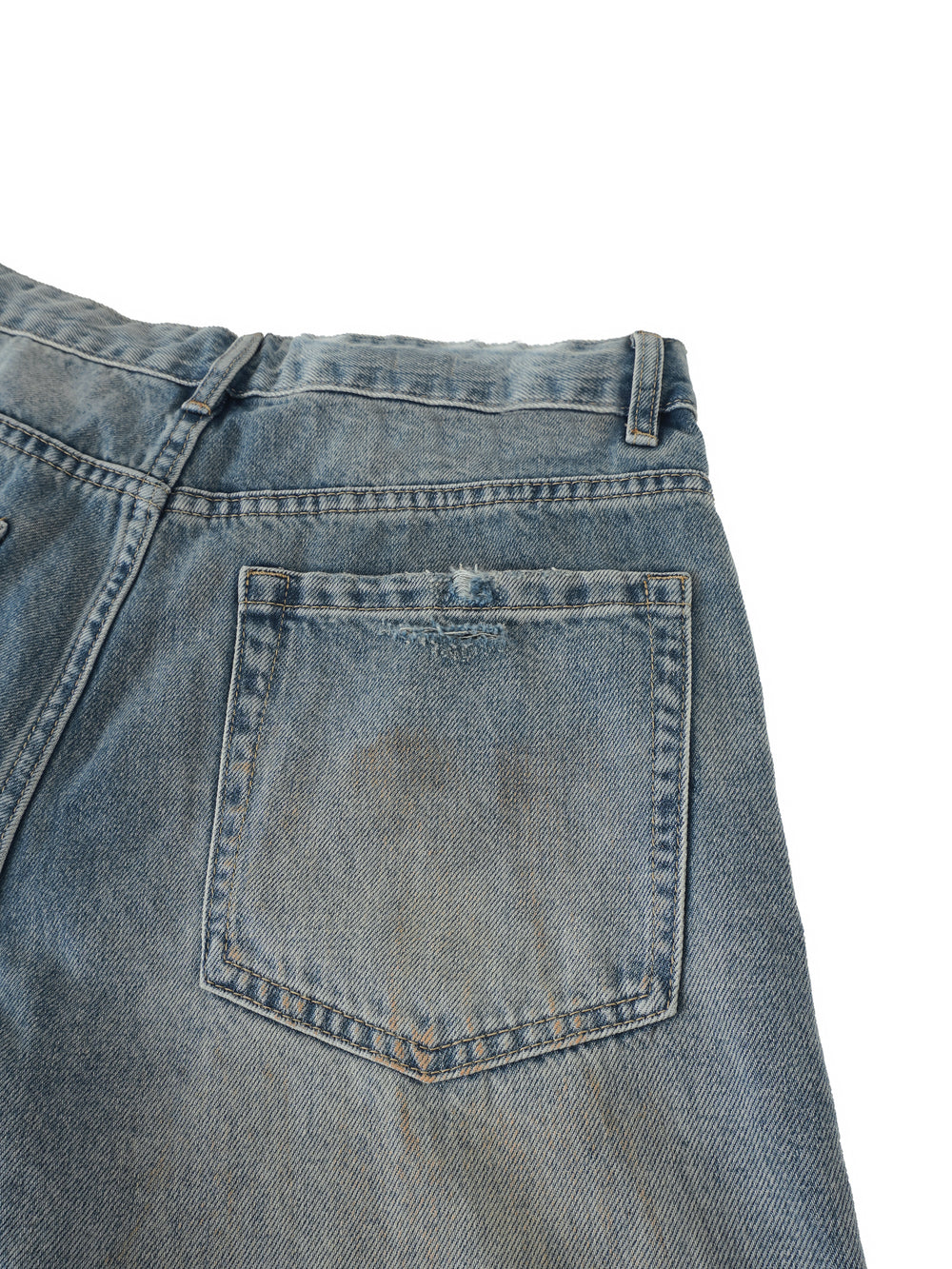 AMORAKI DISTRESSED BARREL DENIM